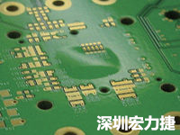 散熱差可能導致PCB阻焊層的剝離。